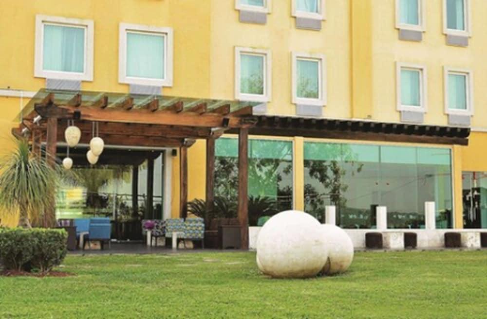 La Quinta By Wyndham Poza Rica Hotel Exterior foto