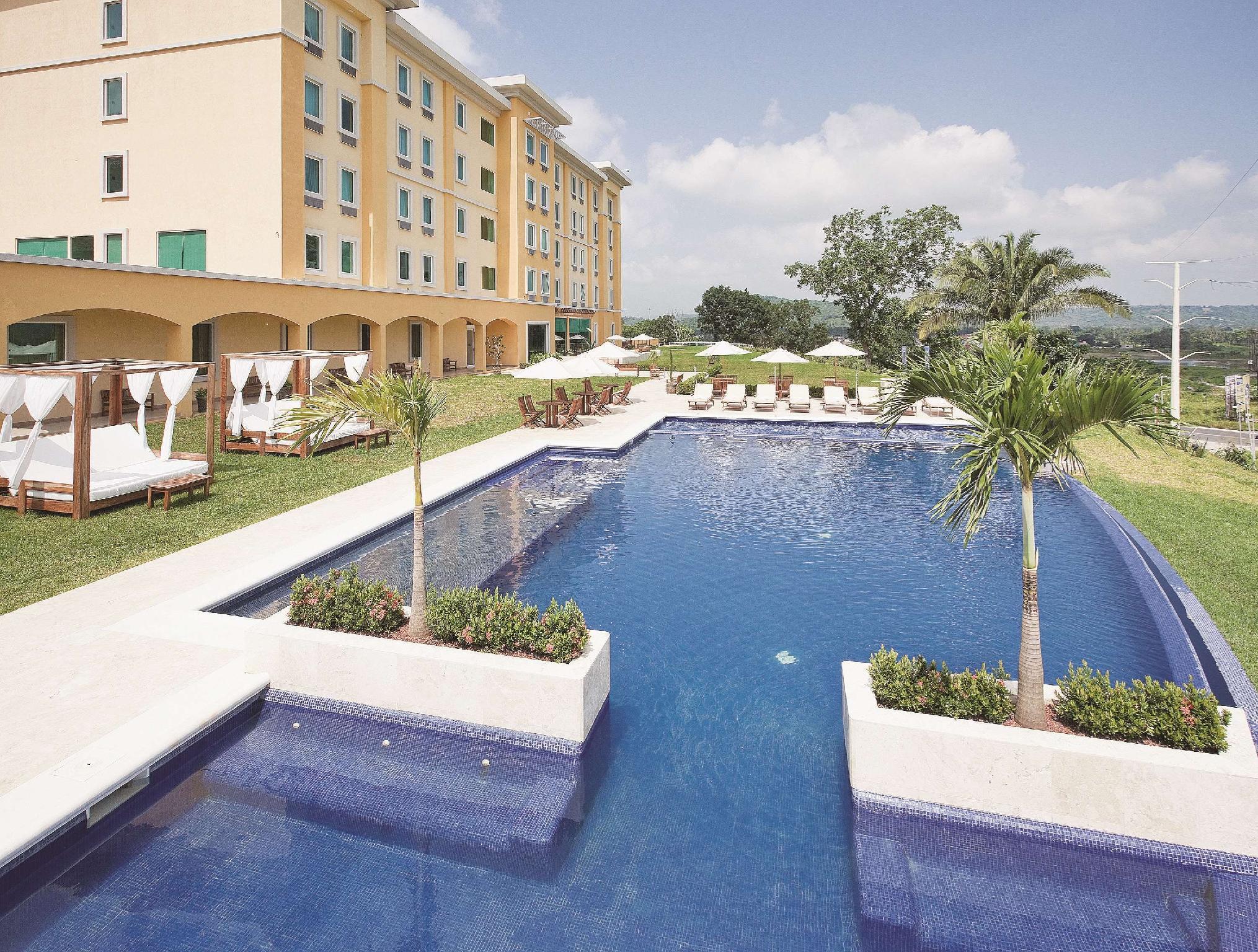 La Quinta By Wyndham Poza Rica Hotel Exterior foto